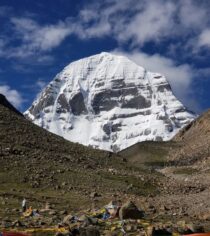 Lhasa Kailash overland tour